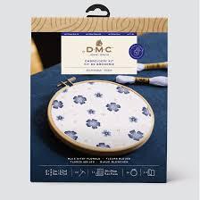 BLUE DITSY FLORALS MEDIUM EMBROIDERY KIT