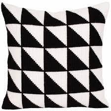 Cross-stitch cushion kit `Black-and-white`, 40cm x 40cm, Collection D`Art