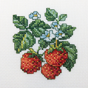 Štampani goblen ` Wild Strawberries` ; 10cm x 10cm
